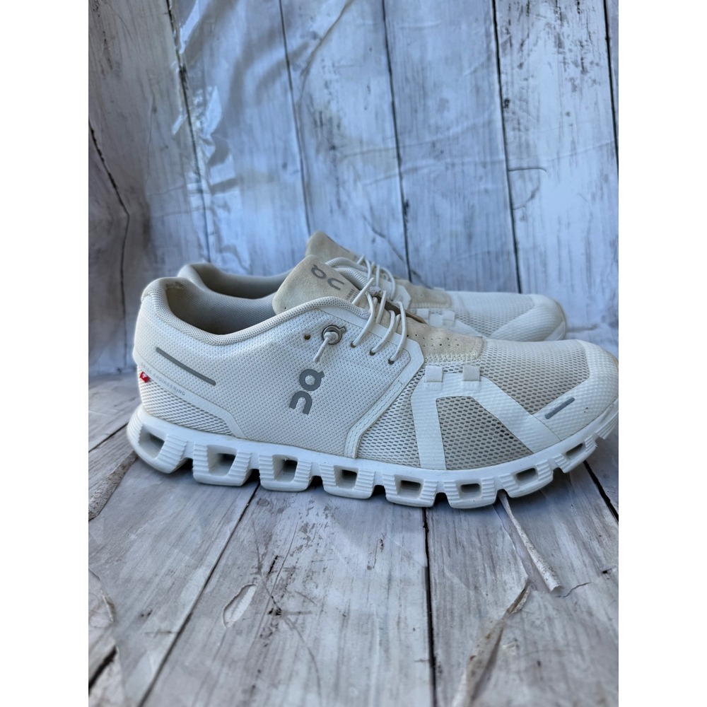 On Cloud 5 Running Shoes Undyed White Womens 10 59.98373 Sneaker